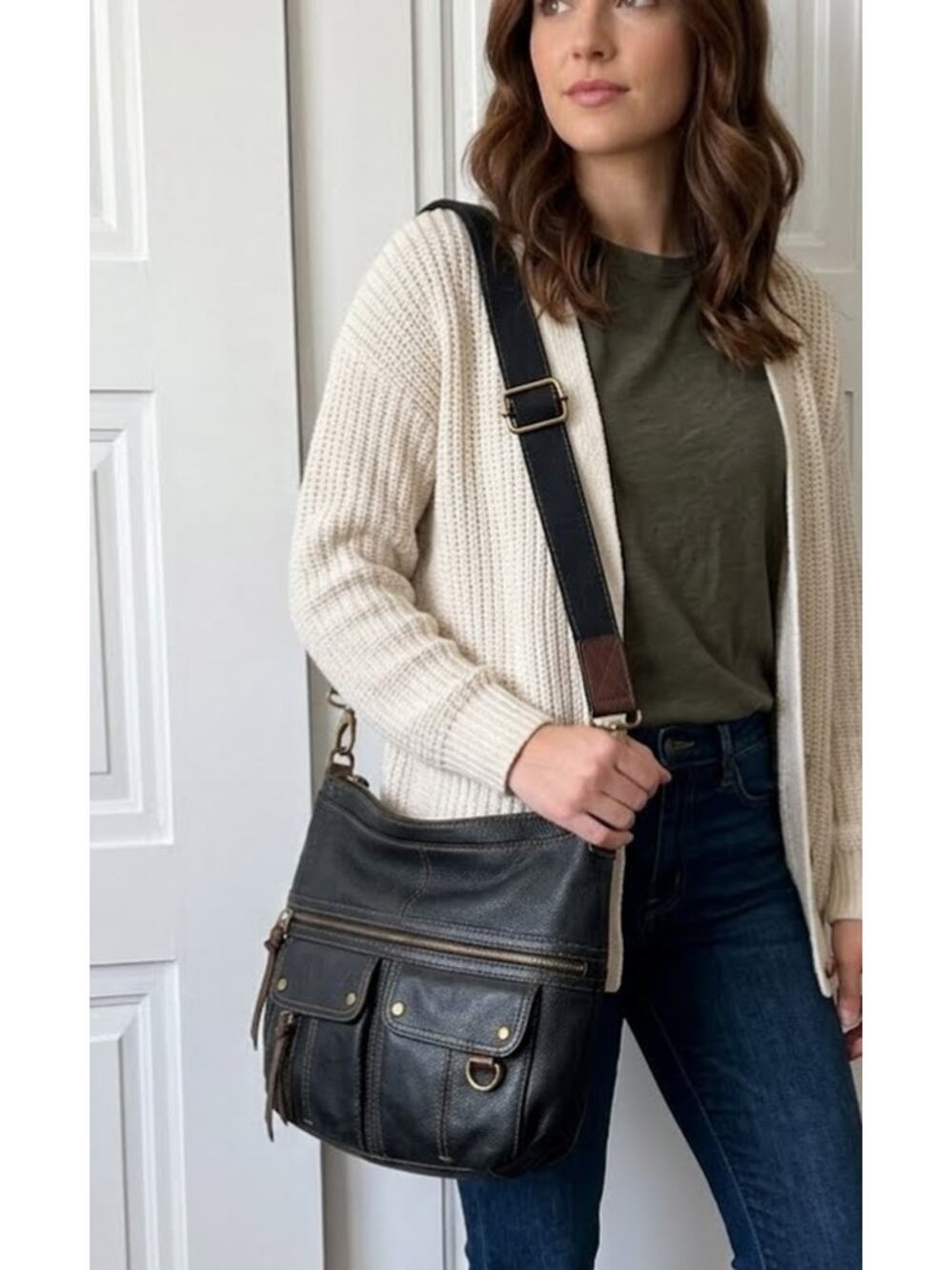 Fossil Hobo Morgan Traveler Bag Wide Strap Crossbody Pebbled Black Leather Bag